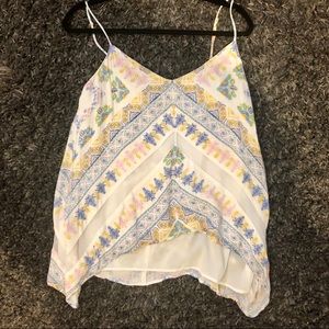 BCBG beautiful pattern tank top